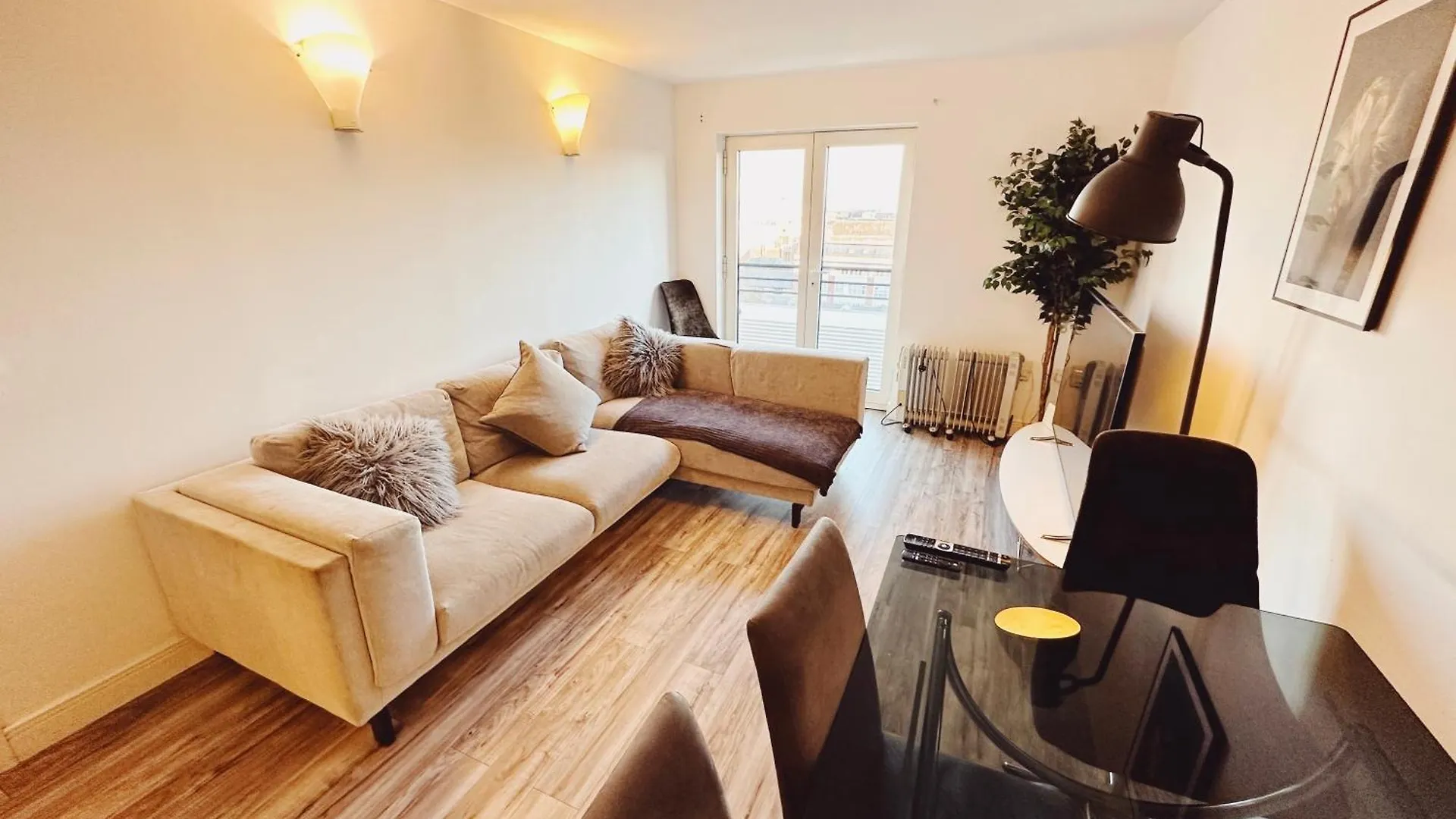 City Centre Apartment - Sleeps 6 - Open Plan Newcastle upon Tyne United Kingdom