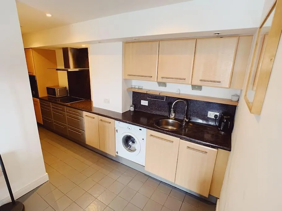 City Centre Apartment - Sleeps 6 - Open Plan Newcastle upon Tyne